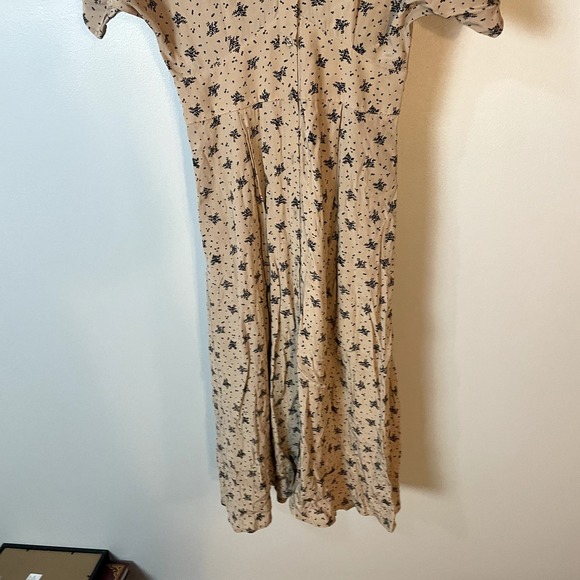 ASTR The Label Dolman Sleeve Button Down Floral Midi Dress SZ Small | Beige - Picture 10 of 15